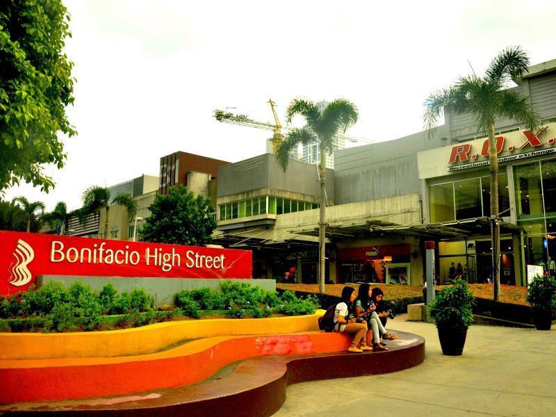 The Fort Budget Hotel- Bonifacio Global City Makati City Zewnętrze zdjęcie