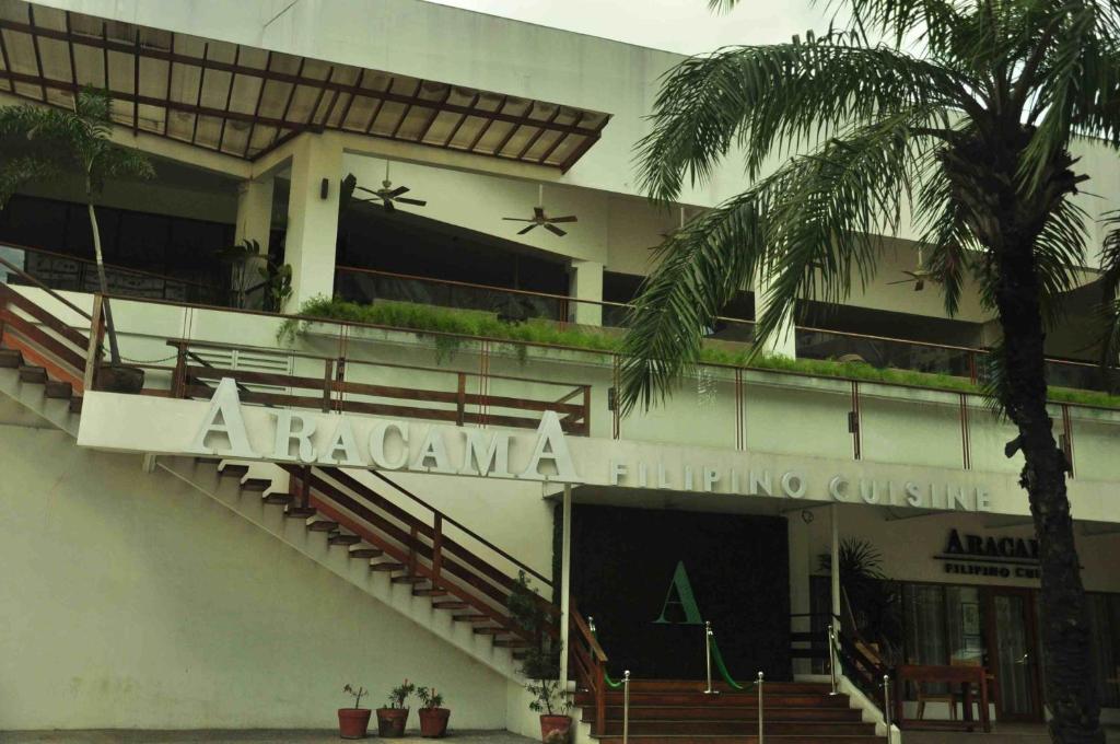 The Fort Budget Hotel- Bonifacio Global City Makati City Zewnętrze zdjęcie