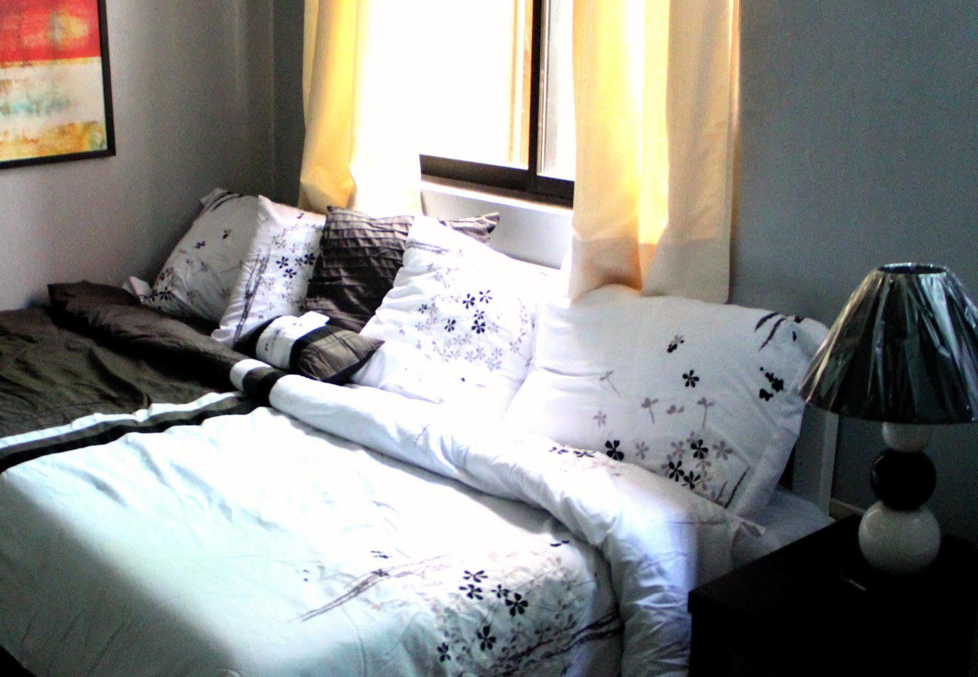 The Fort Budget Hotel- Bonifacio Global City Makati City Zewnętrze zdjęcie