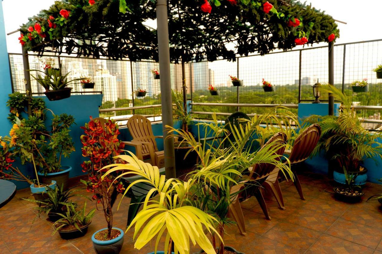 The Fort Budget Hotel- Bonifacio Global City Makati City Zewnętrze zdjęcie