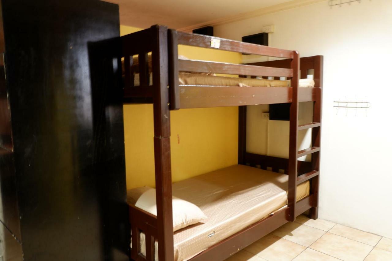 The Fort Budget Hotel- Bonifacio Global City Makati City Zewnętrze zdjęcie